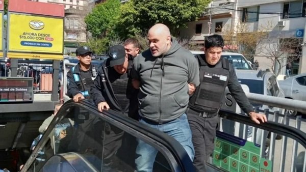 Detención policial de un delegado gremial del subte en Buenos Aires